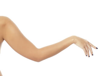 Smooth arms, waxing treatment